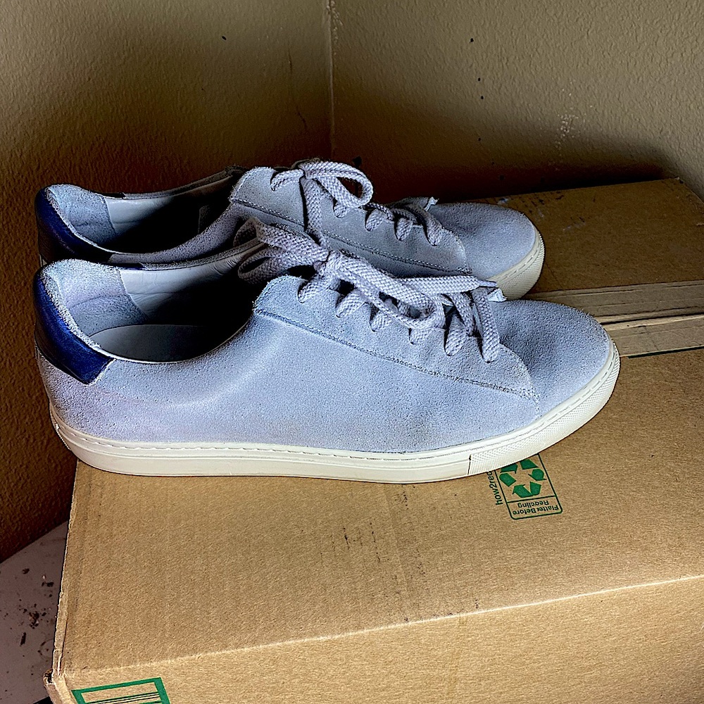 G BROWN SHOES, barely worn, like new see pics